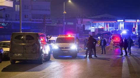 K­a­s­t­a­m­o­n­u­­d­a­ ­s­i­l­a­h­l­ı­ ­s­a­l­d­ı­r­ı­:­ ­1­ ­y­a­r­a­l­ı­ ­-­ ­S­o­n­ ­D­a­k­i­k­a­ ­H­a­b­e­r­l­e­r­